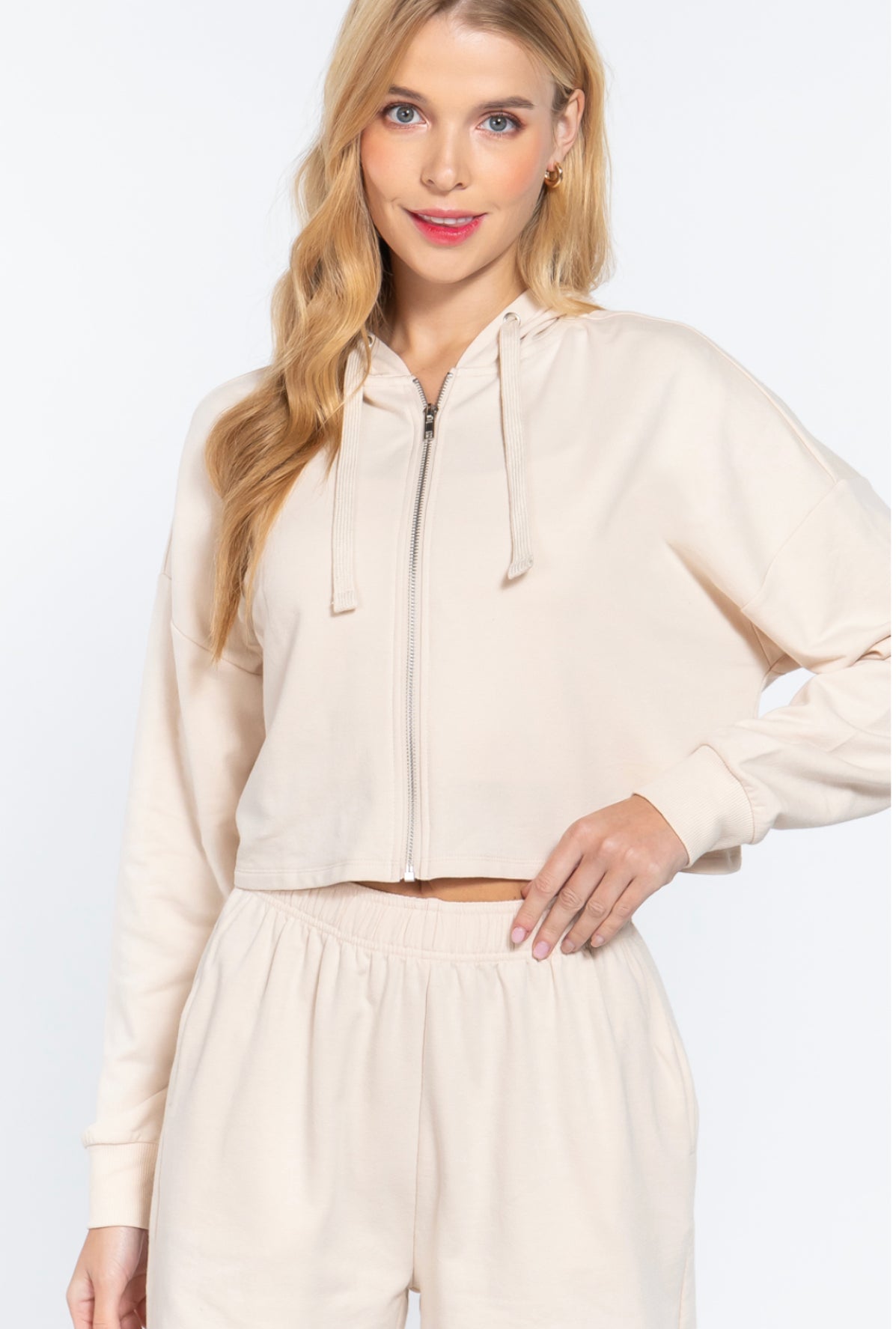 HOODIE WITH DRAW STRING ZIP UP SWEATSHIRT